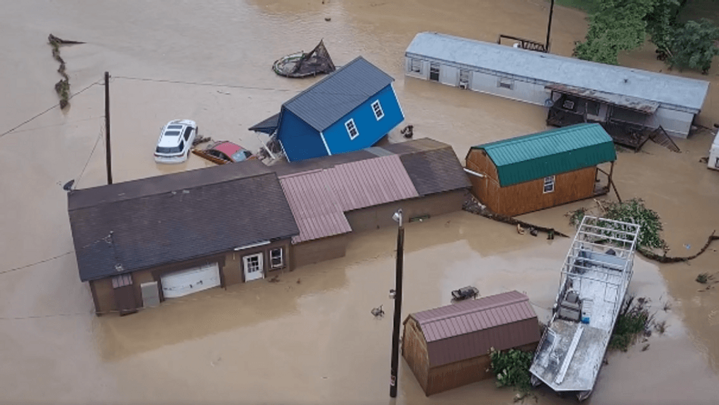 Extensive flooding reported in eastern Kanawha County.