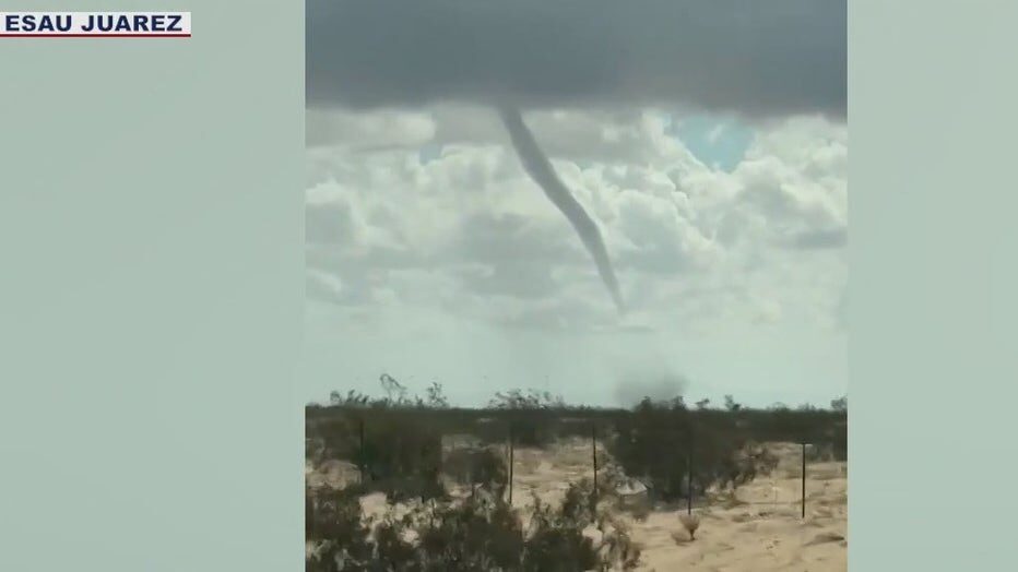 Click to enlarge Funnel cloud in San Luis