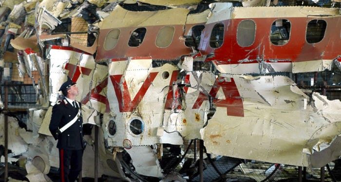 Click to enlarge plane wreckage