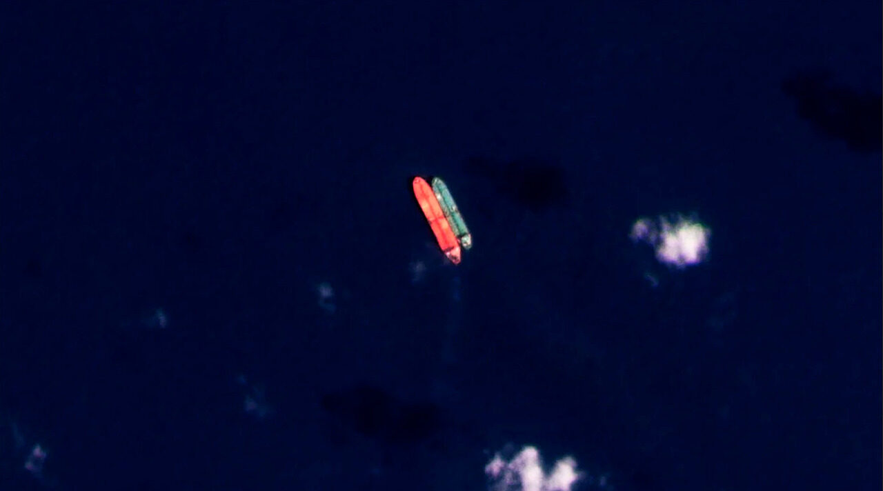 Click to enlarge iran oil tanker