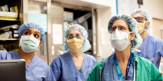 nurses wearing face masks