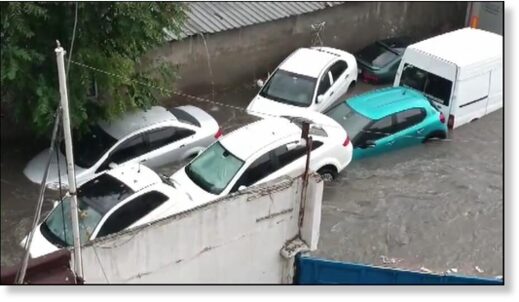 Click to enlarge Torrential rain and severe flooding have wreaked havoc in Istanbul, Türkiye’s largest city, with scores of houses and workplaces inundated, especially in the northern part of the province.