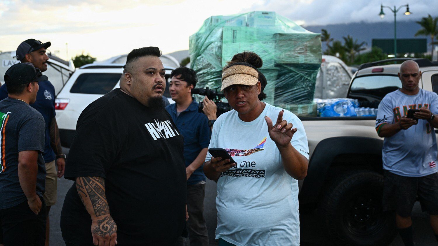 Click to enlarge volunteers