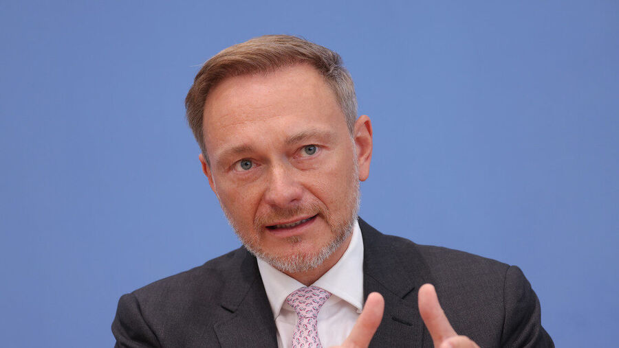 Click to enlarge Christian Lindner