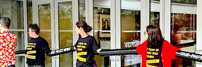 Click to enlarge demonstrators