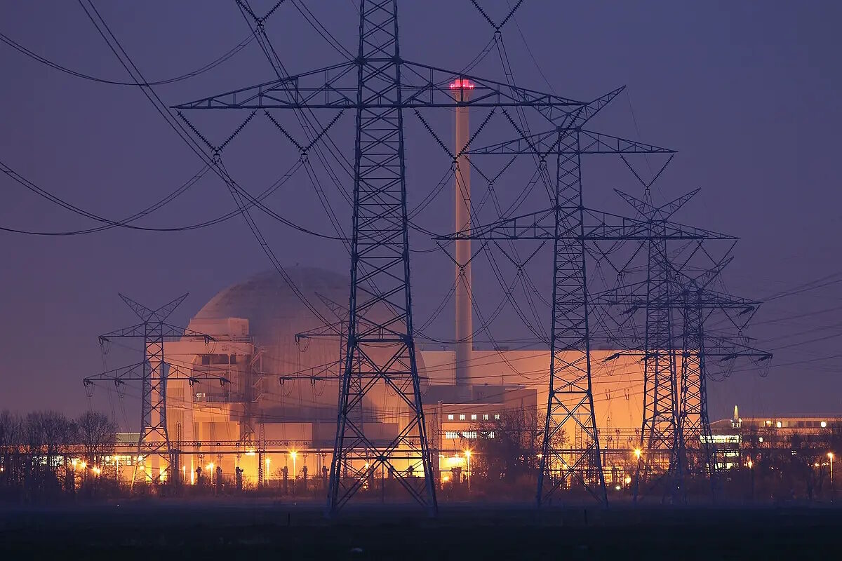electric grid pylons power plant