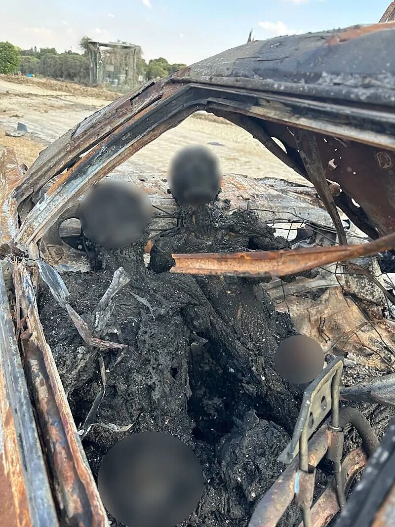 helfire missile hamas fighters car corpses