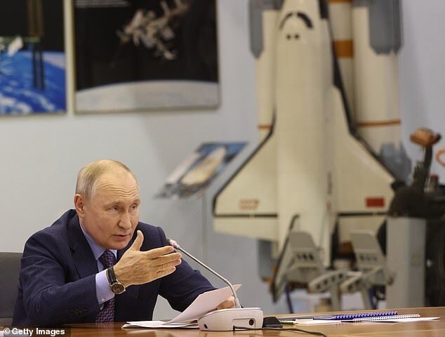 putin russia space