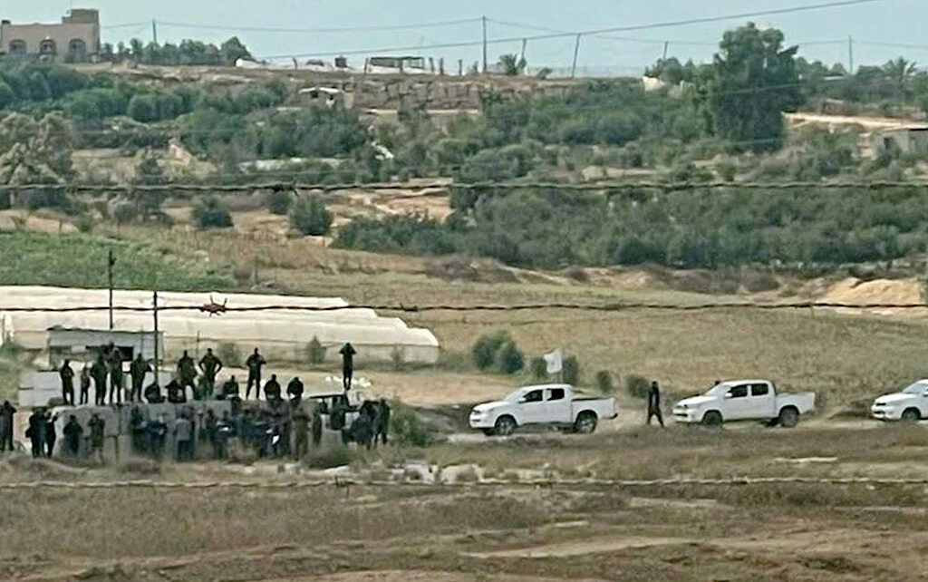 hamas troops attack israel gaza