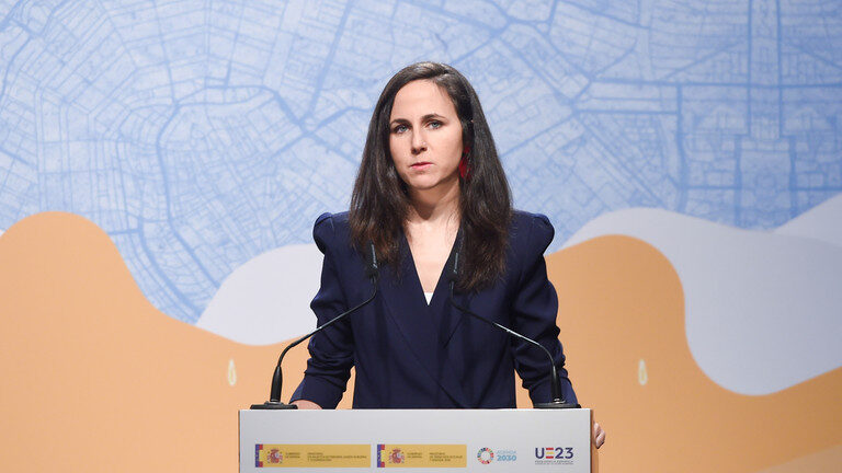 Click to enlarge spanish social rights minister
