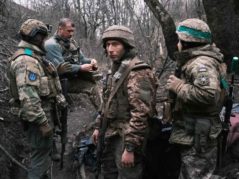 ukrainian fighters frontline