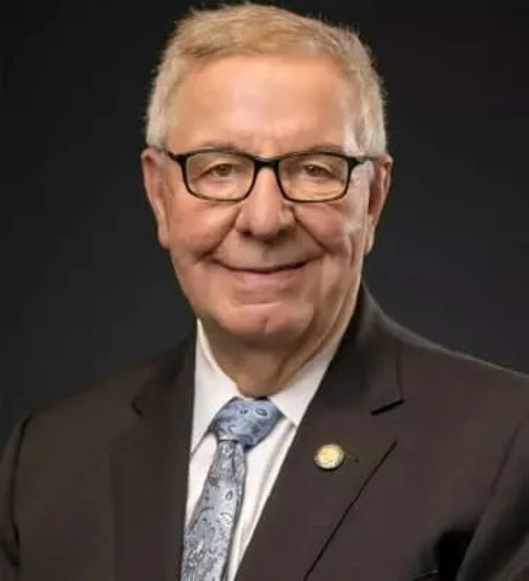 Raymond Holmberg