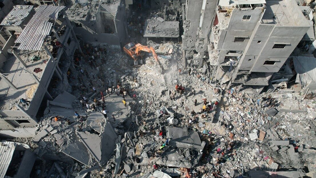 Click to enlarge Israel bombing gaza