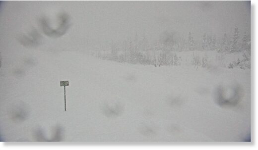Click to enlarge East of Anchorage, Richardson Highway over Thompson Pass (MP 19-63) was closed due to heavy snowfall and wind from the storm.