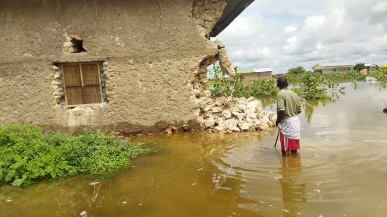 Click to enlarge Floods in Elwak, Mandera County, Kenya, November 2023