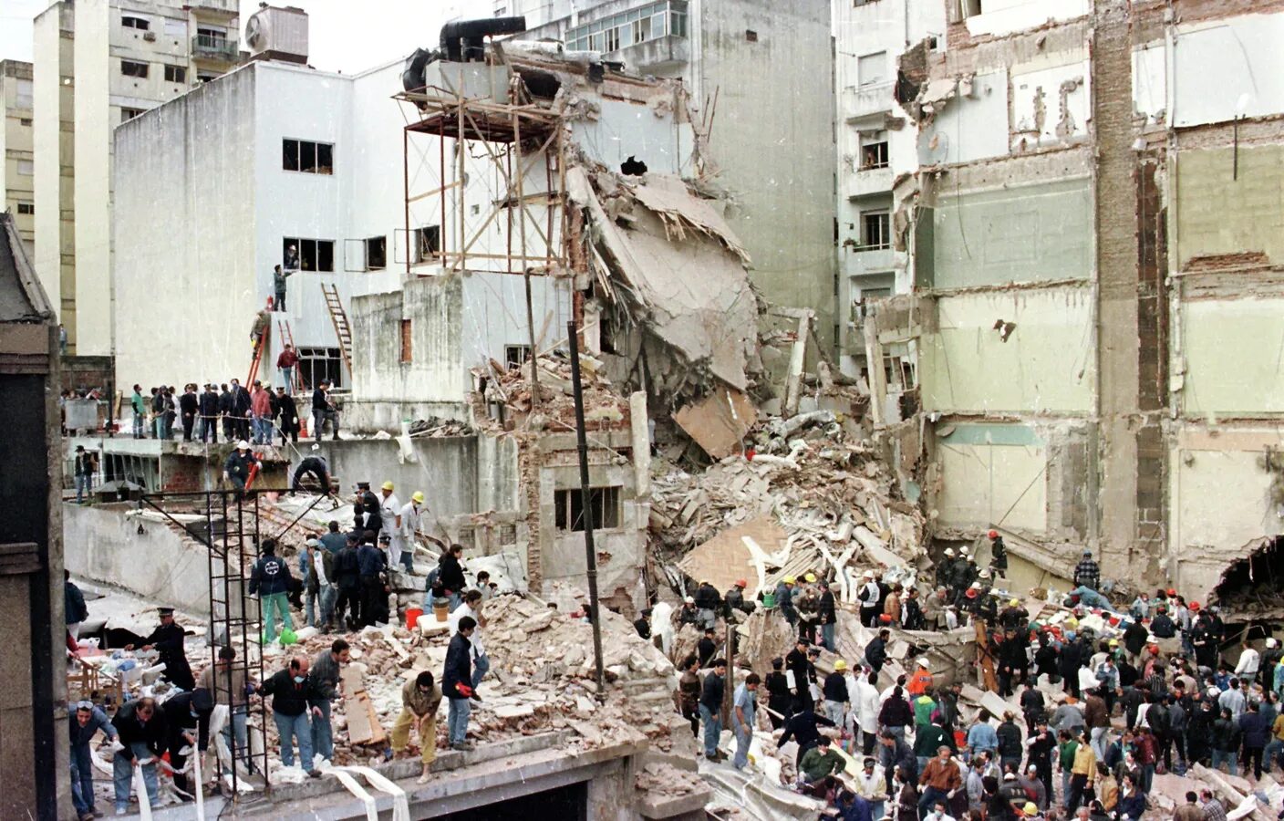 Click to enlarge bombing buenos aires AMIA