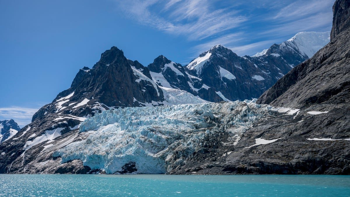 Click to enlarge Glaciers and mountains of Drygalski Fjord