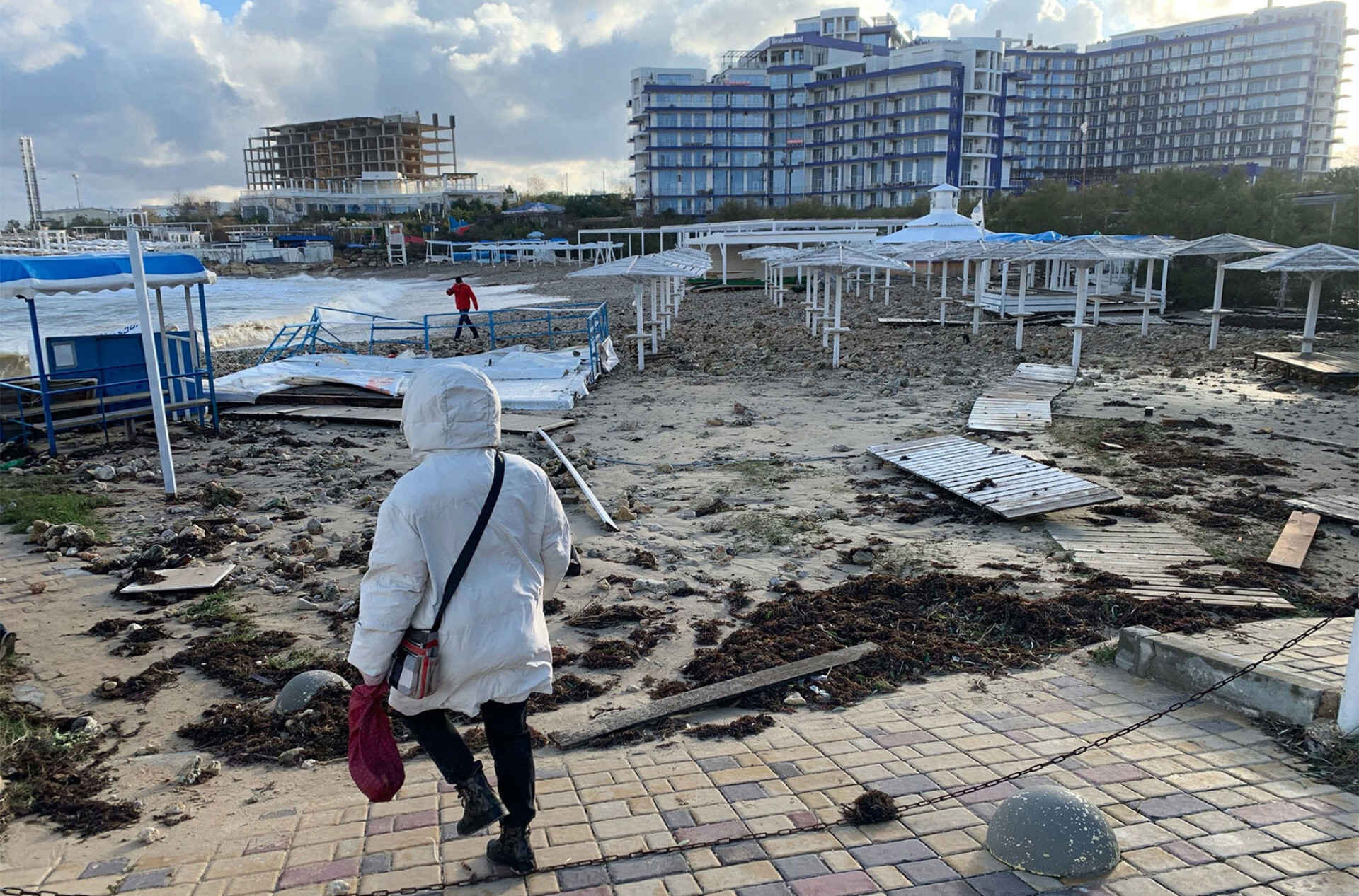 Victory Park in Sevastopol after the storm.