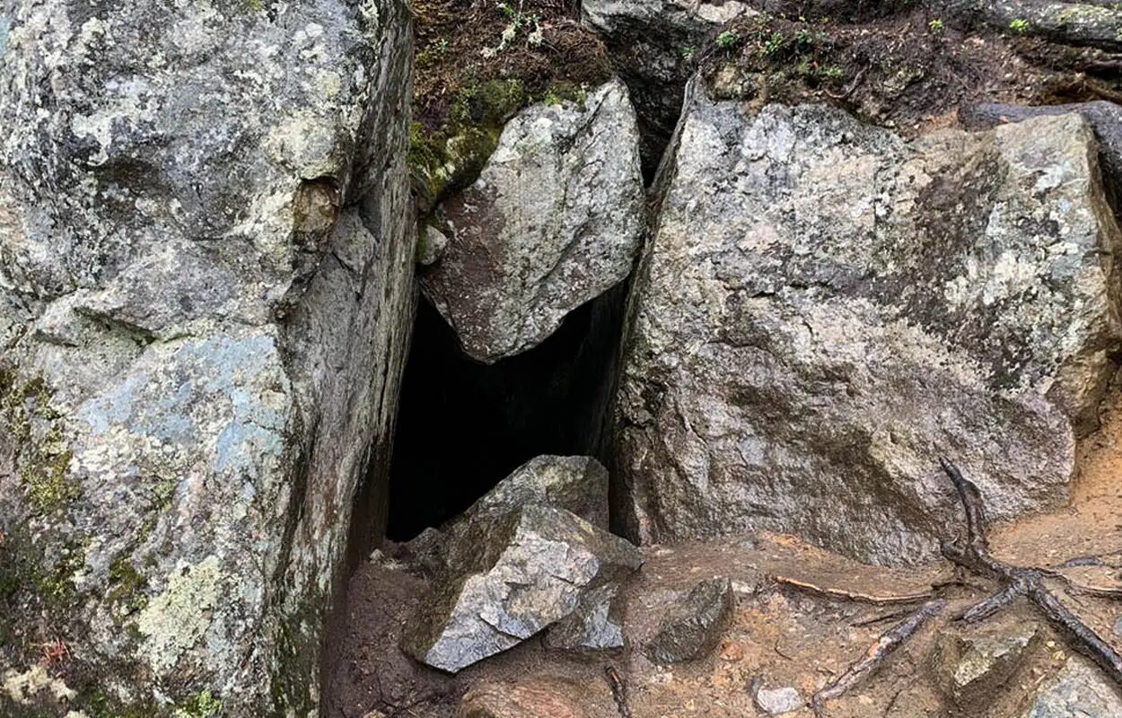 Devil's Cave Entrance