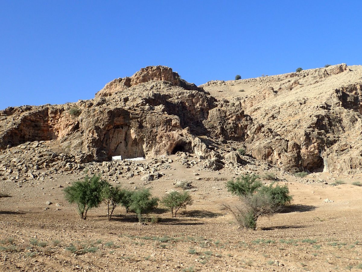 Click to enlarge Ghar-e Boof site