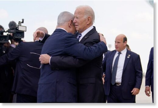 Biden (R) and Israeli Prime Minister Benjamin Netanyahu
