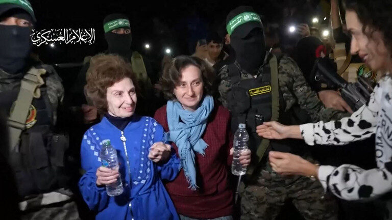 smiling hamas hostages