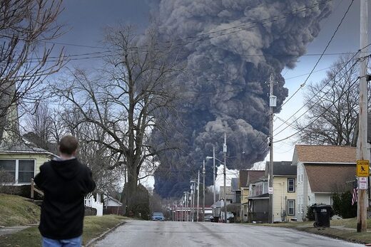 ohio train cloud palestine