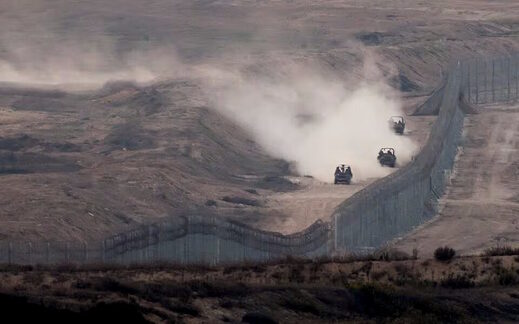 Click to enlarge israel border fence gaza tanks