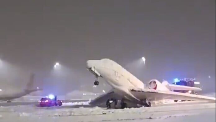 Climate activists' private planes freeze themselves to runway in powerful protest