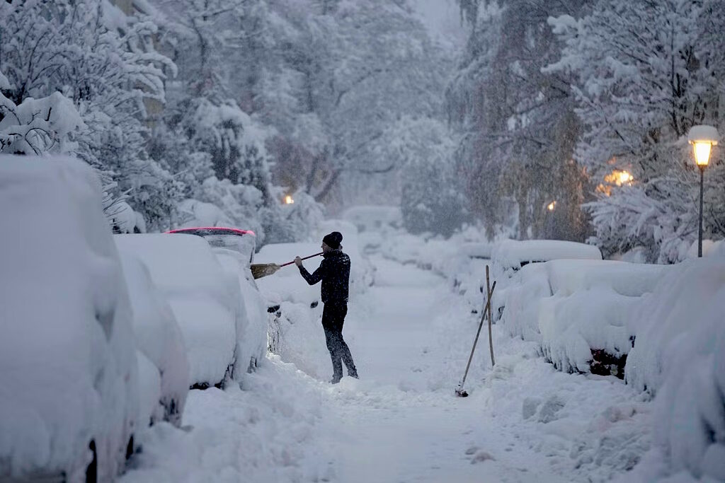 europe snow 2023 record