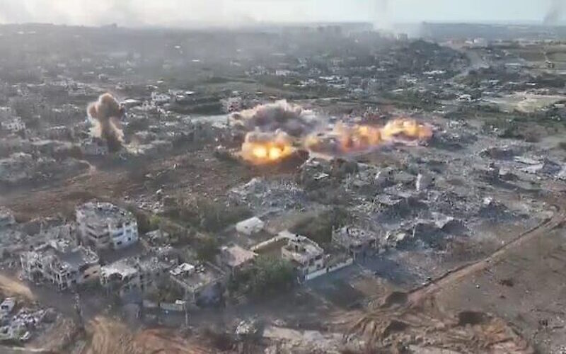 Click to enlarge idf blow up tunnels hamas