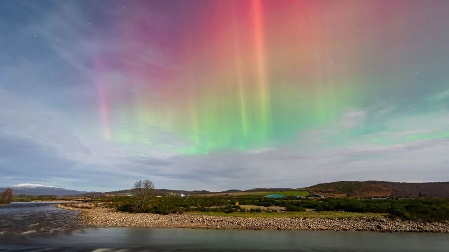 Click to enlarge orange aurora scotland november 2023 solar wind