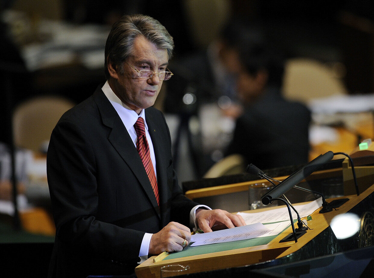 Click to enlarge Former Ukrainian President Victor Yushchenko