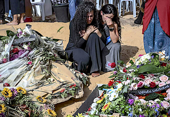 Click to enlarge Mourners