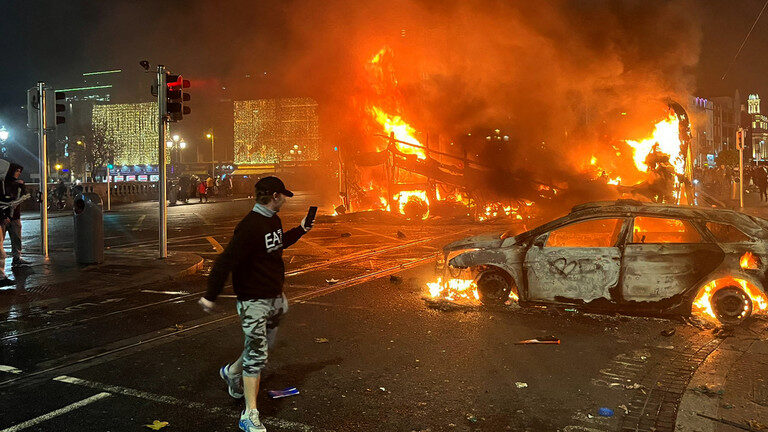 Protest in Dublin, Ireland, on November 23, 2023, following the stabbings earlier in the day