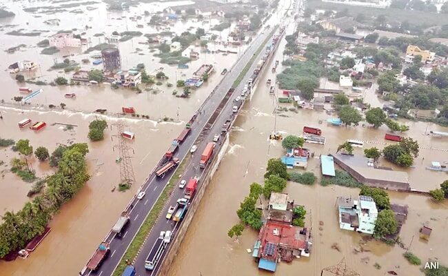 The Indian Air Force, the army, and other rescue teams are conducting relief operations.