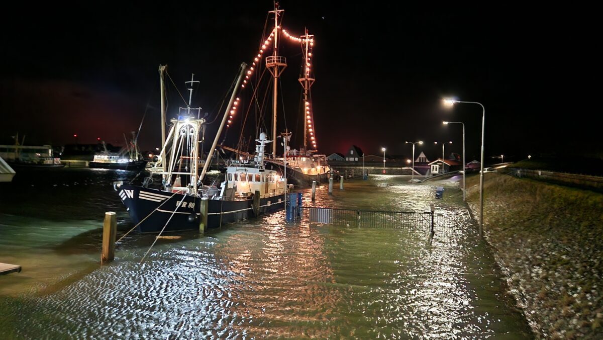 Flooding in Den Oever.