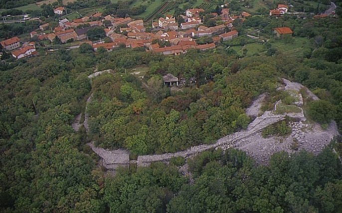 Click to enlarge Castelliere di Rupinpiccolo