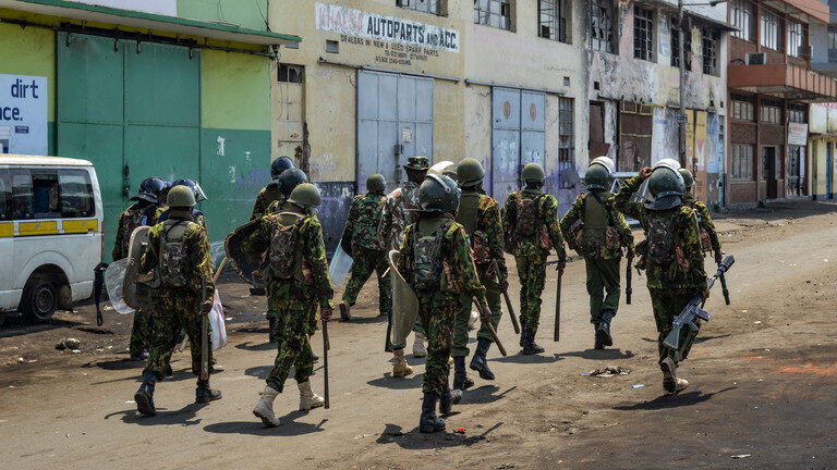 Click to enlarge police kenya