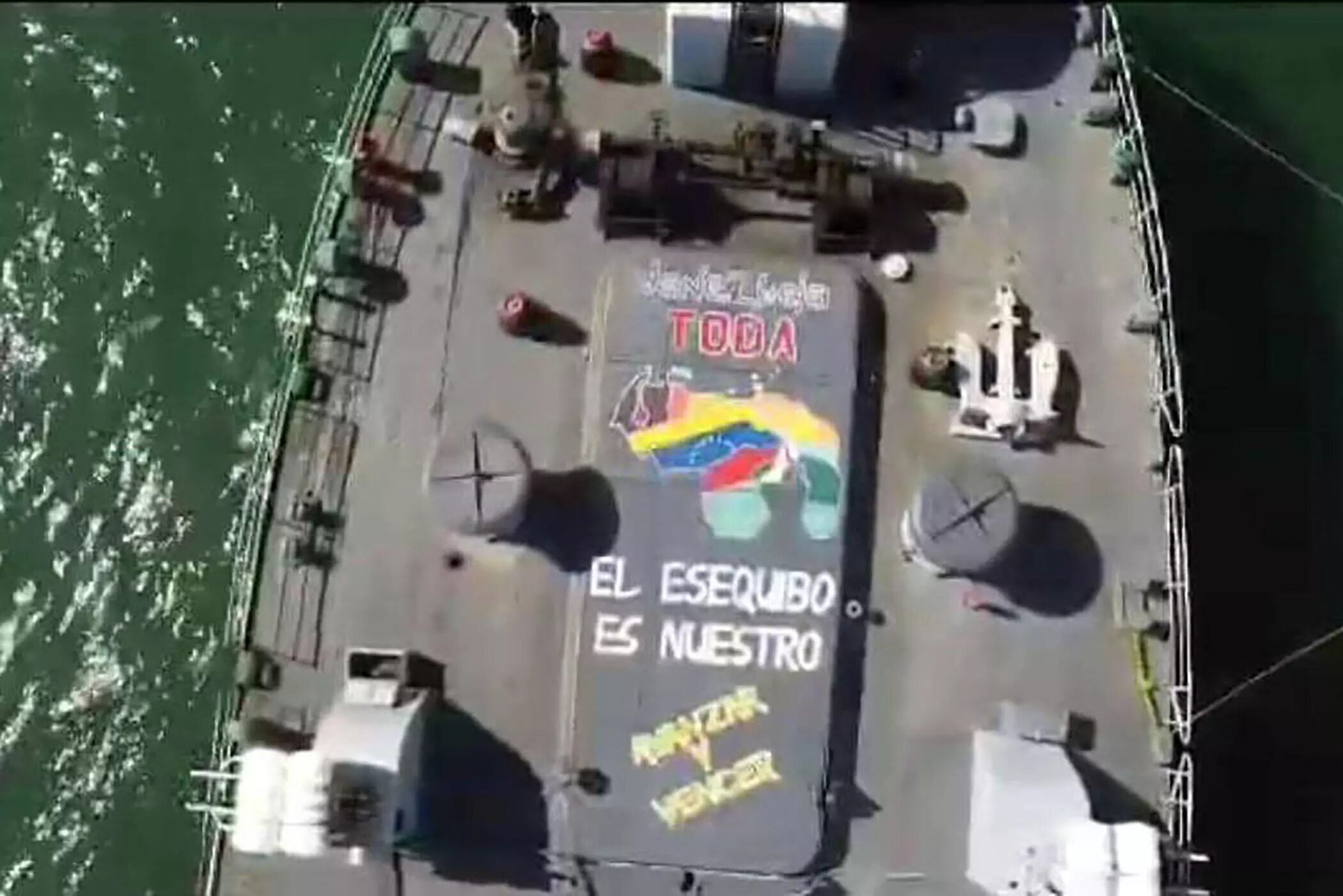 Click to enlarge venezuelan frigate