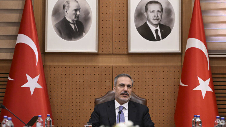 Click to enlarge Turkish Foreign Minister Hakan Fidan