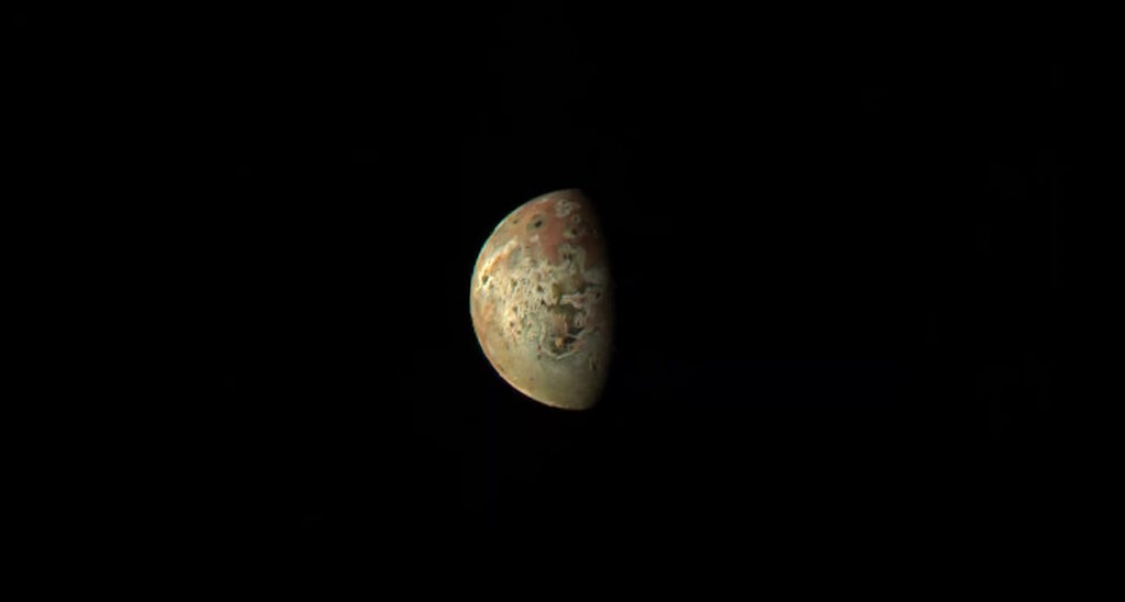 io jupiter moon juno probe