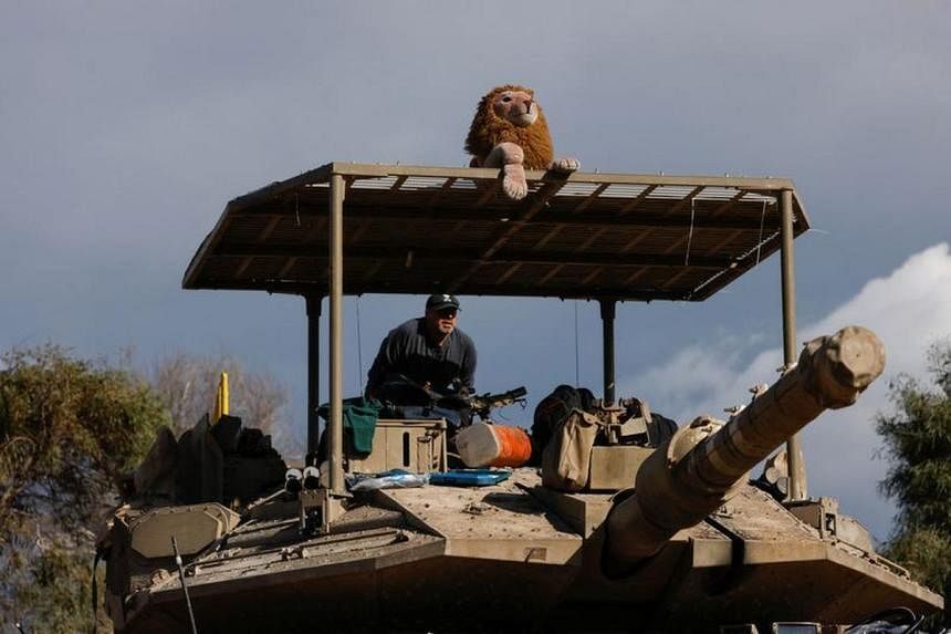 Click to enlarge Hezbollah tank israel lebanon border
