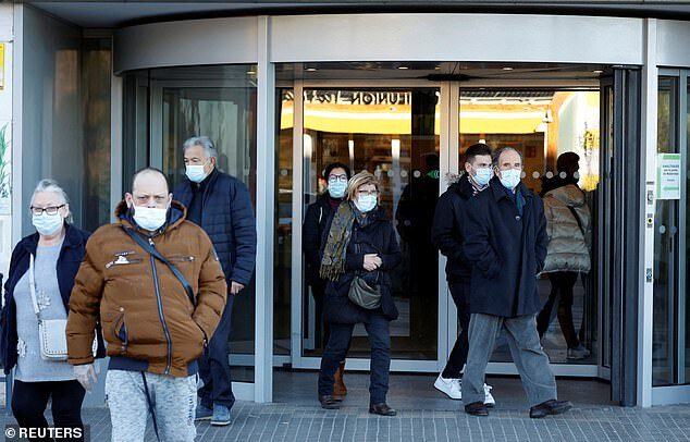 Click to enlarge masks spain 2