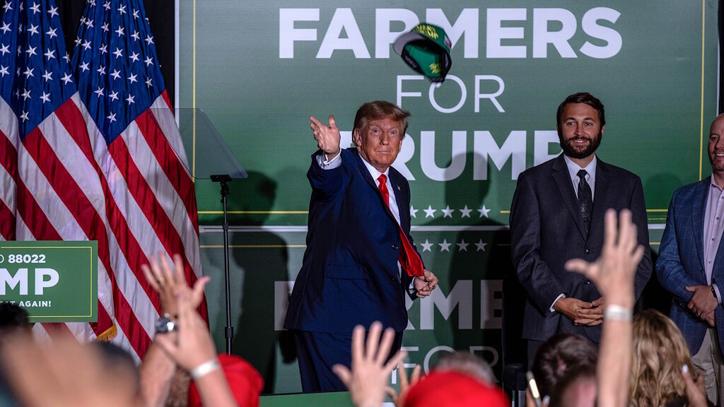 'Insurrection' + 'Indictments' = Epic Fail! Trump wins Iowa Republican