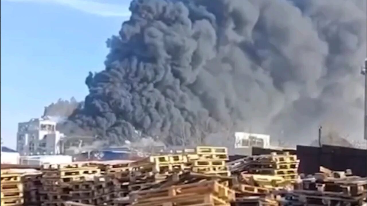 Click to enlarge explosion russia