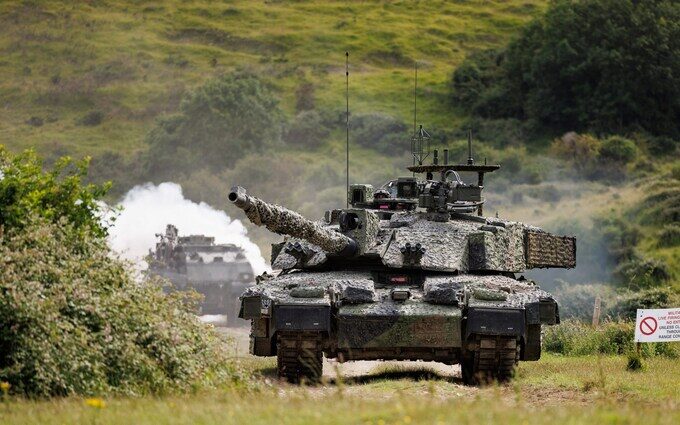 Challenger 2 tank