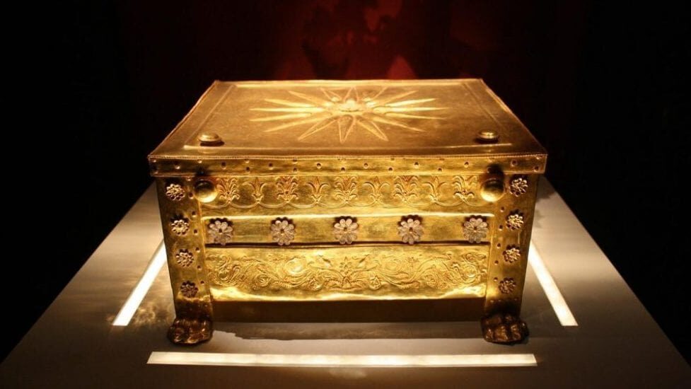 Click to enlarge Burial urn