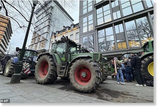 Click to enlarge Belgium farmers protest