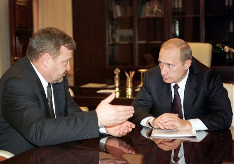 Click to enlarge Vladimir Putin meets with Chechen leader Akhmad Kadyrov